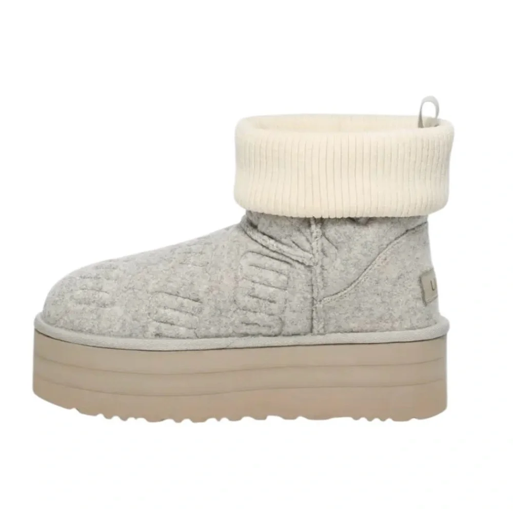 UGG Classic Mini Platform Felted platform textured logo booties sheep fur size 8